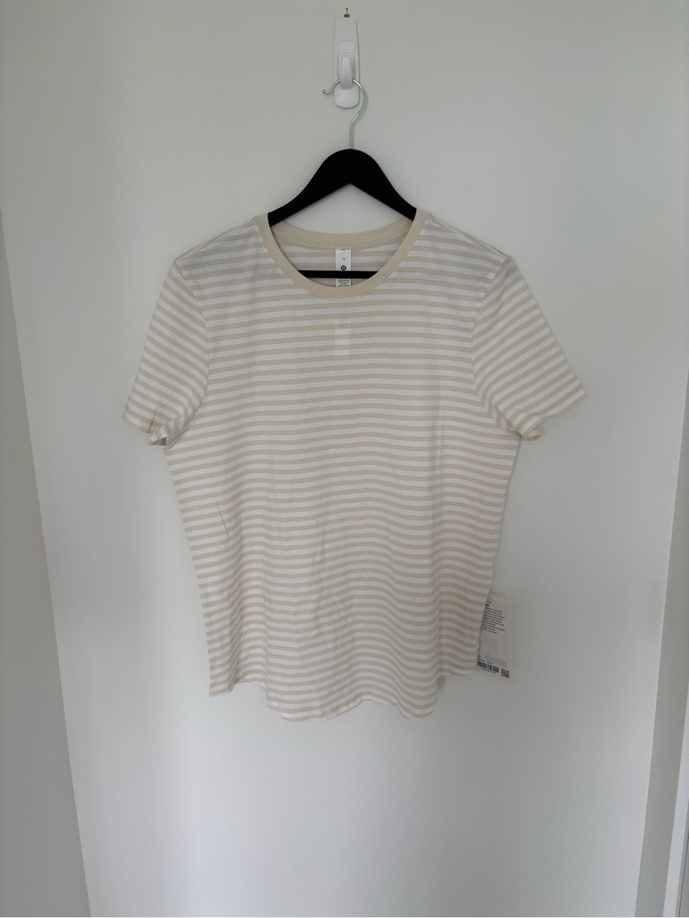 Lululemon Love Crew Tee – White/Light Beige Stripe – Size 12 – NWT - Picture 1 of 6